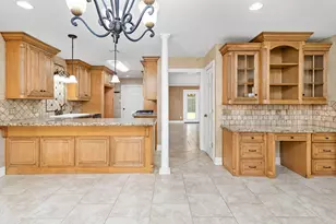 2707 Memphis Ave, Nederland, TX 77627 - Photo 11