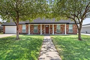 2707 Memphis Ave, Nederland, TX 77627 - Photo 1