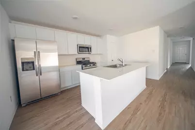 9530 Brookside Point Drive, Baytown, TX 77521 - Photo 5
