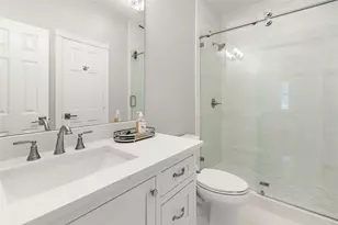 6 Steepbank Dr, The Woodlands, TX 77381 - Photo 21