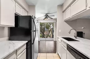 18519 Egret Bay Blvd, Webster, TX 77058 - Photo 23