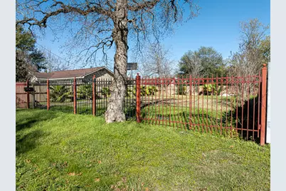 206 Oddo Street, Houston, TX 77022 - Photo 5