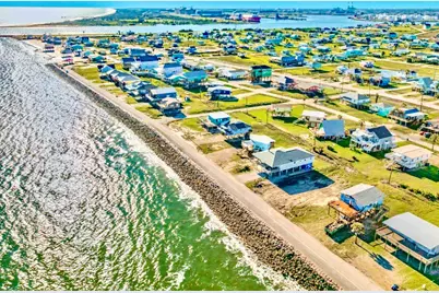 802 Beach Drive, Surfside Beach, TX 77541 - Photo 9