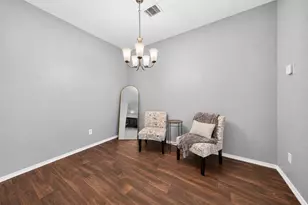 702 Green Clover Ln, Rosharon, TX 77583 - Photo 13