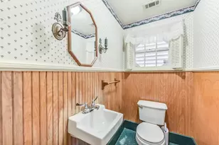 214 9th Ave N, Texas City, TX 77590 - Photo 17