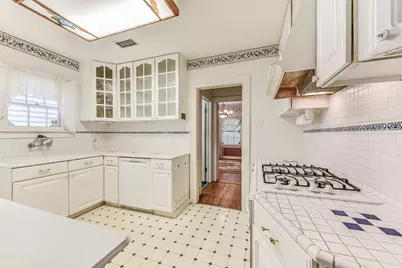 214 9th Avenue N, Texas City, TX 77590 - Photo 15