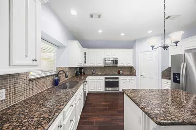 507 Stephen F Austin Drive, Conroe, TX 77302 - Photo 19
