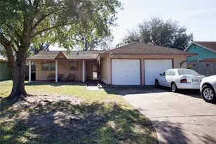 10126 Fleming Dr, Houston, TX 77013 - Photo 1