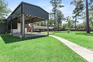 13380 Wayside Dr, Beaumont, TX 77713 - Photo 9