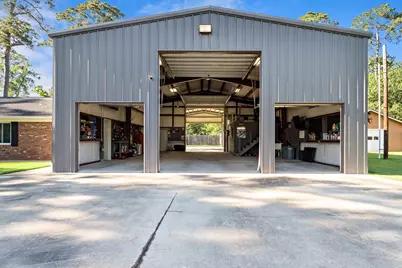 13380 Wayside Drive, Beaumont, TX 77713 - Photo 5