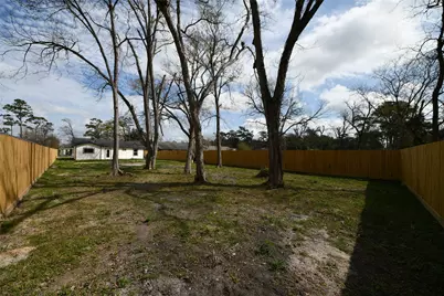 7626 Glen Manor Drive, Houston, TX 77028 - Photo 21