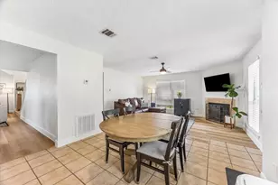 1043 Danforth Dr, Houston, TX 77062 - Photo 21
