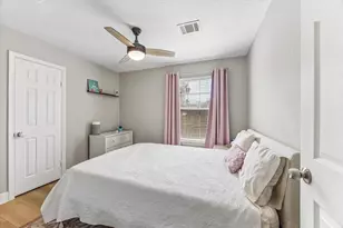 1043 Danforth Dr, Houston, TX 77062 - Photo 35