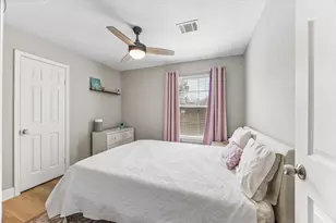 1043 Danforth Dr, Houston, TX 77062 - Photo 37
