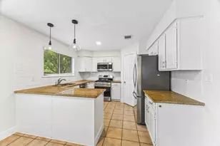1043 Danforth Dr, Houston, TX 77062 - Photo 23