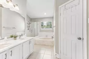 1043 Danforth Dr, Houston, TX 77062 - Photo 31