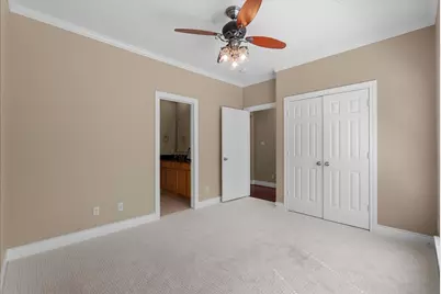 5624 Dolores St, Houston, TX 77057 - Photo 31