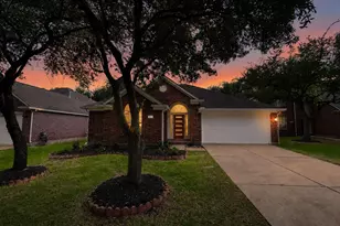 13810 Aspen Knoll Ct, Houston, TX 77059 - Photo 1