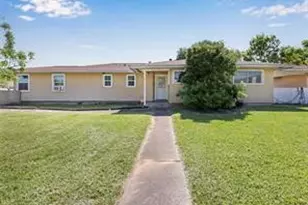 1755 W 10th St, Freeport, TX 77541 - Photo 1