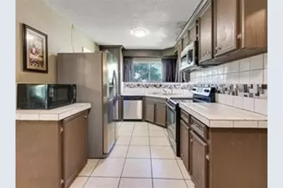 1755 W 10th Street, Freeport, TX 77541 - Photo 3