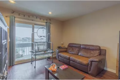 580 Pleasure Island Boulevard #207, Port Arthur, TX 77640 - Photo 5