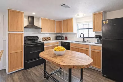 132 Hackberry Cove Lane, Onalaska, TX 77360 - Photo 3