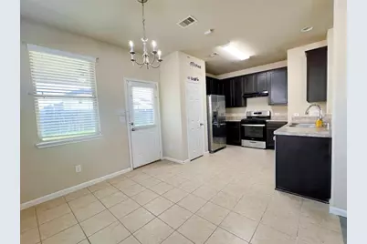 10126 Larch Creek Court, Houston, TX 77044 - Photo 7