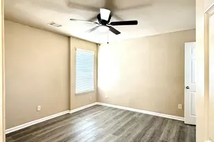 10126 Larch Creek Ct, Houston, TX 77044 - Photo 19