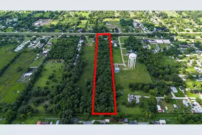 1102 N Battlebell Road, Highlands, TX 77562 - Photo 5