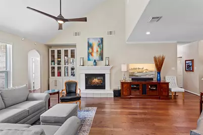 1302 Birch Street, Pearland, TX 77581 - Photo 11