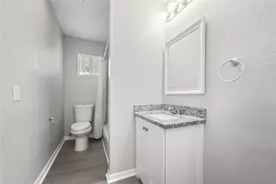 9210 Compton St, Houston, TX 77016 - Photo 9