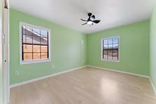 1923 Tabor St, Houston, TX 77009 - Photo 11