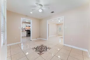1923 Tabor St, Houston, TX 77009 - Photo 7