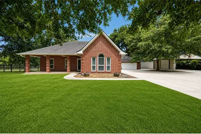 822 Sentinel Oaks, Pinehurst, TX 77362 - Photo 1