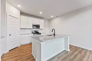 25522 Blossom Ct, Montgomery, TX 77316 - Photo 3