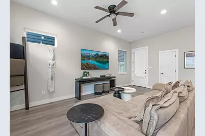 307 Charlock Street, Houston, TX 77022 - Photo 13