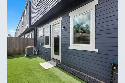 307 Charlock Street, Houston, TX 77022 - Photo 17