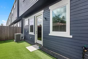 307 Charlock St, Houston, TX 77022 - Photo 17