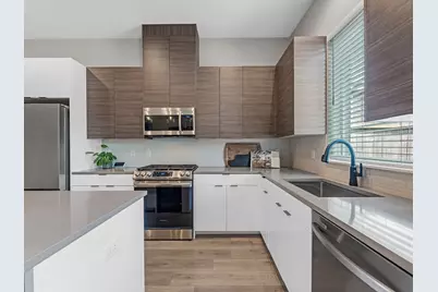 307 Charlock Street, Houston, TX 77022 - Photo 3