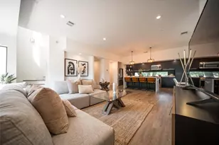 2212 Francis St, Houston, TX 77004 - Photo 9