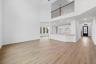 4111 Sterling Springs Ln, League City, TX 77573 - Photo 3