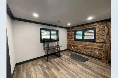 408 Wilson Road, Conroe, TX 77301 - Photo 15