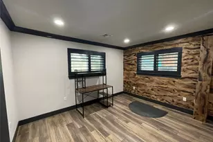 408 Wilson Rd, Conroe, TX 77301 - Photo 15