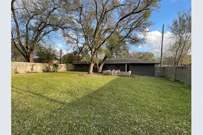 408 Wilson Road, Conroe, TX 77301 - Photo 29