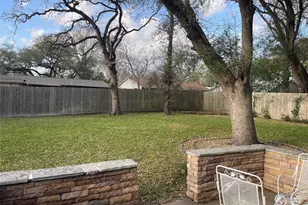 408 Wilson Rd, Conroe, TX 77301 - Photo 25