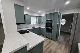 1409 Drexel Dr, Katy, TX 77493 - Photo 3