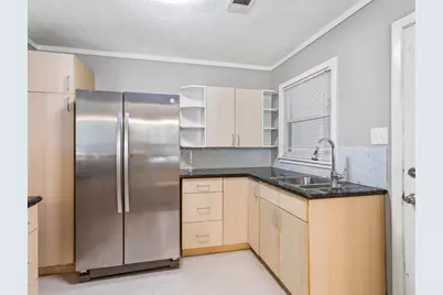 1929 Magnolia Drive, La Marque, TX 77568 - Photo 7