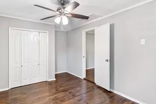 1929 Magnolia Dr, La Marque, TX 77568 - Photo 19