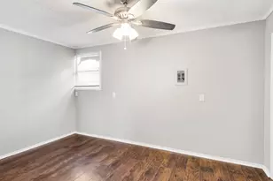 1929 Magnolia Dr, La Marque, TX 77568 - Photo 17