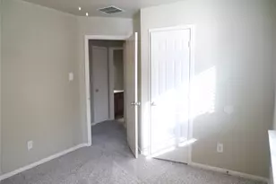 1739 Nichole Woods Dr, Houston, TX 77047 - Photo 35